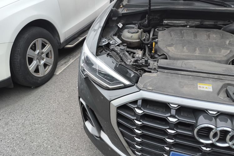 Audi Q3 2023 #8 Audi Q3 2023 car image #8