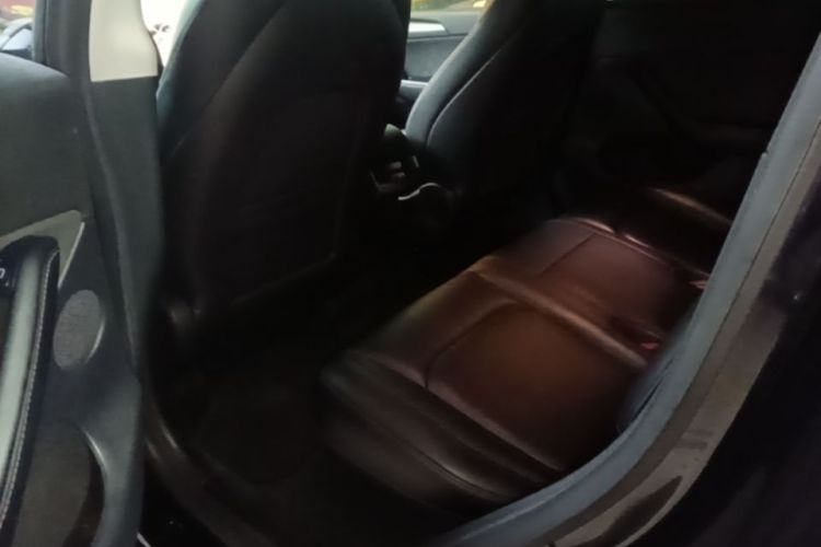 Tesla Model Y 2022 #17 Tesla Model Y 2022 car image #17