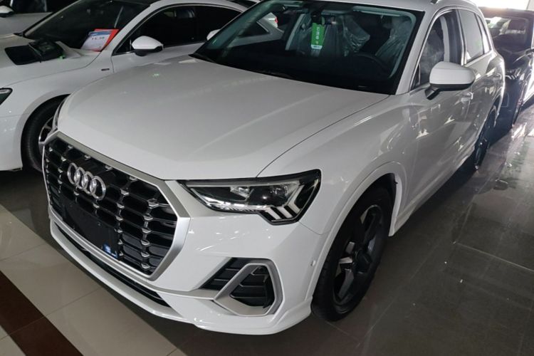 Audi Q3 2023 #2 Audi Q3 2023 car image #2