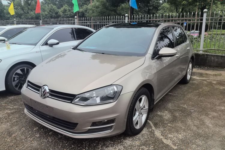 Volkswagen Golf 2015 car image #2