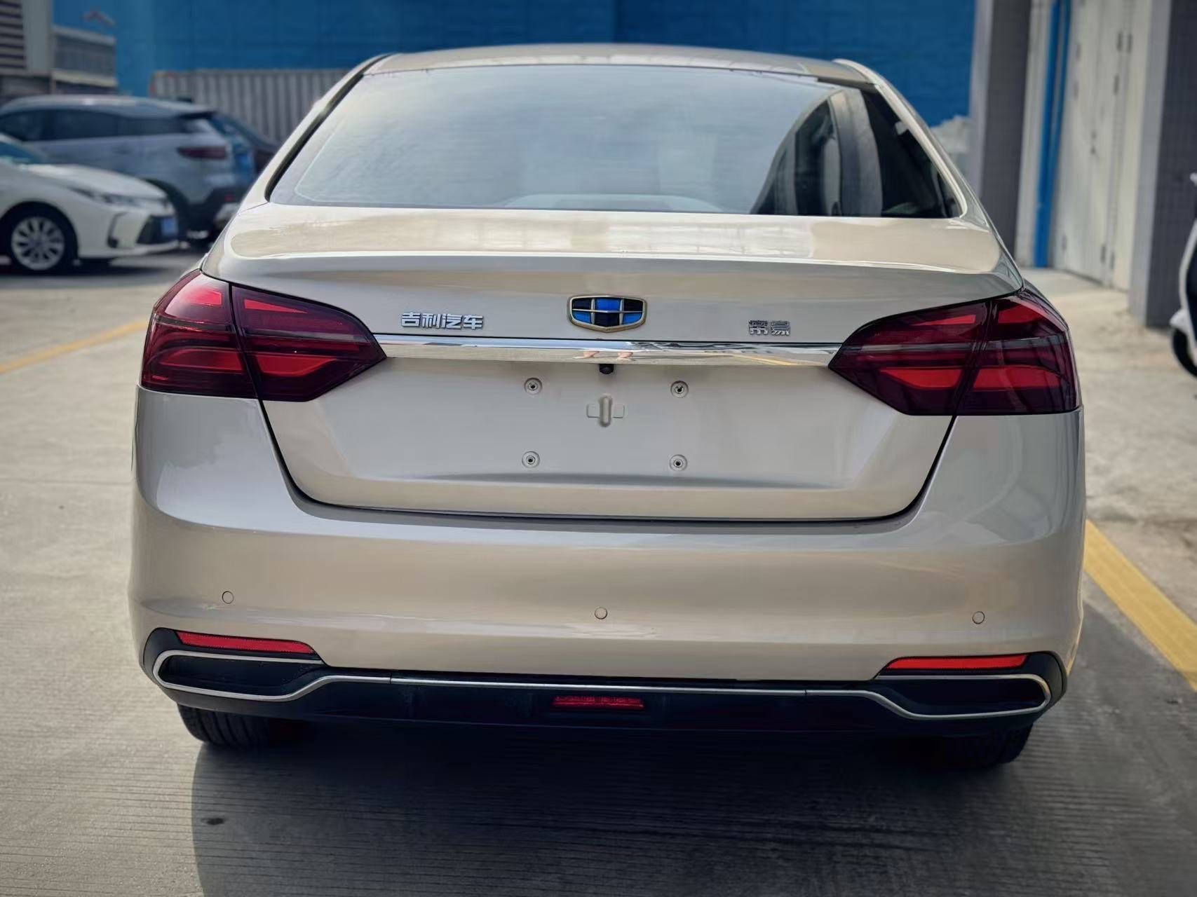 GEELY Emgrand 2018 #5 GEELY Emgrand 2018 car image #5