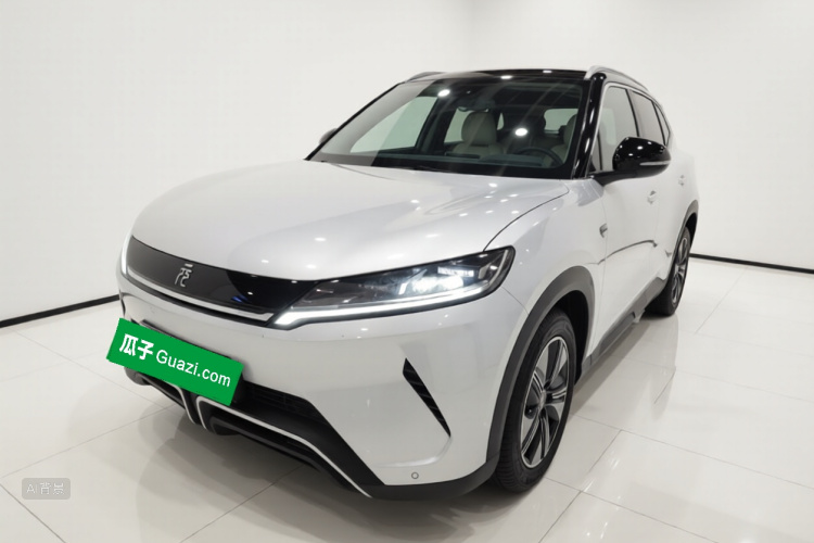BYD YuanUP 2024 #2 BYD YuanUP 2024 car image #2