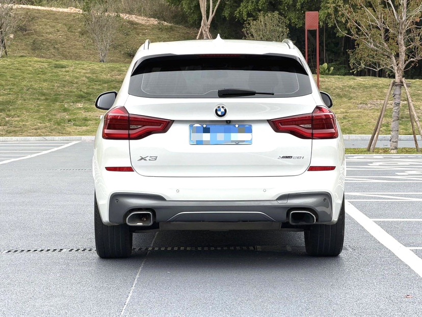BMW X3 2019 #4 BMW X3 2019 car image #4