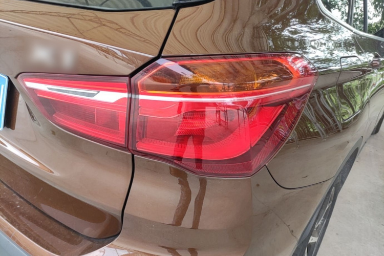 BMW X1 2019 car image #8
