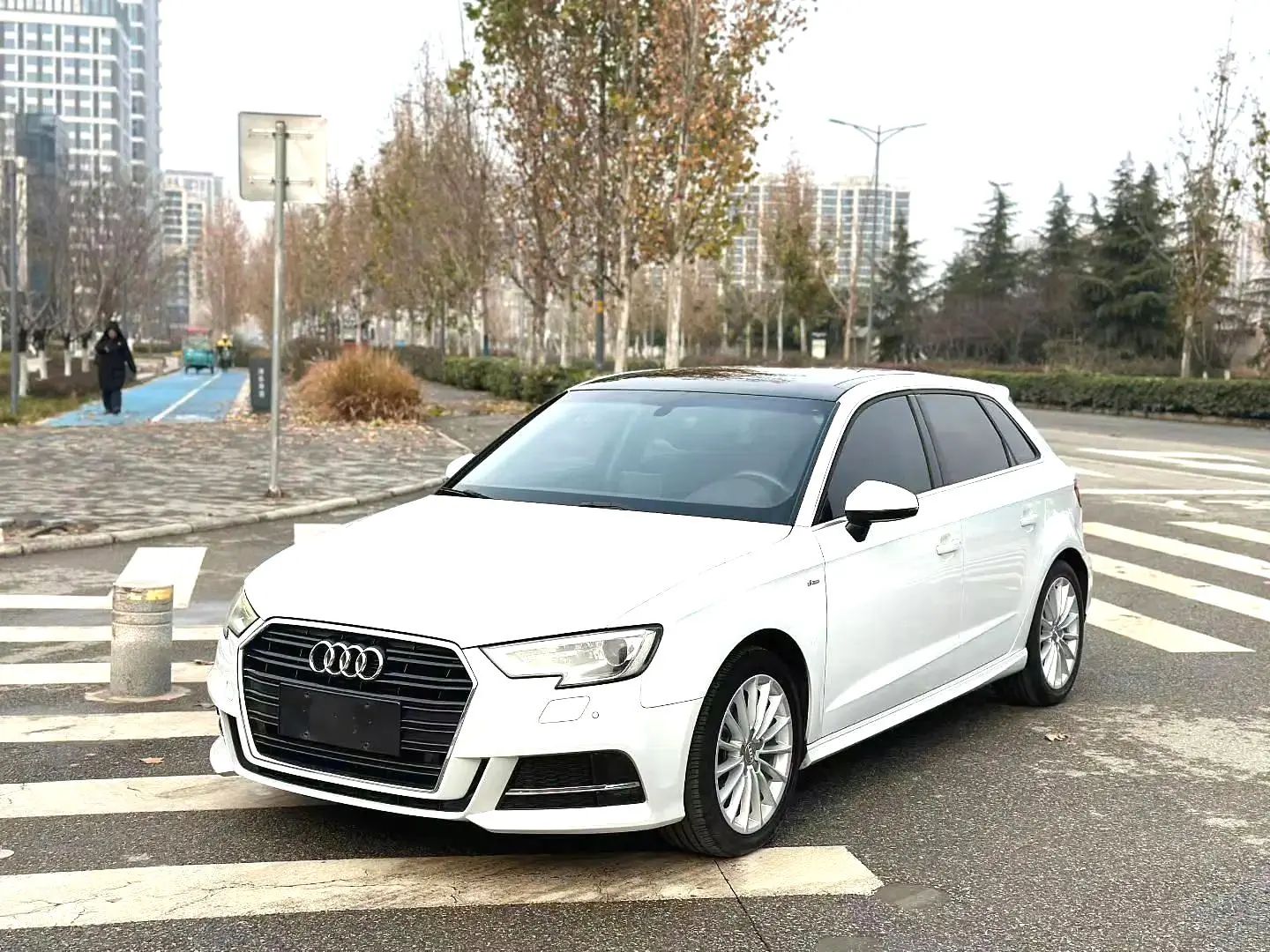 2017 2017 car image