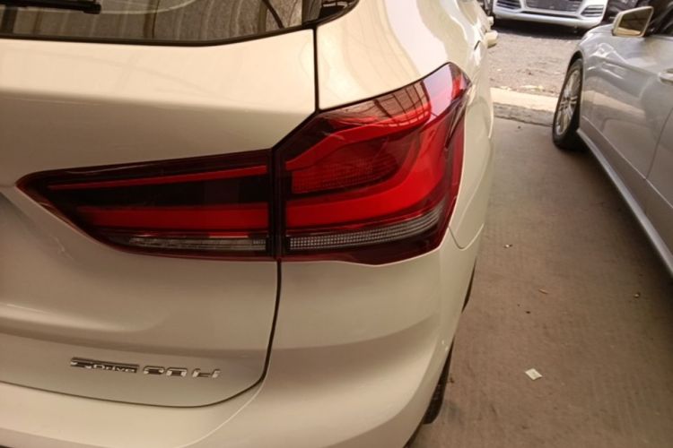BMW X1 2021 #8 BMW X1 2021 car image #8