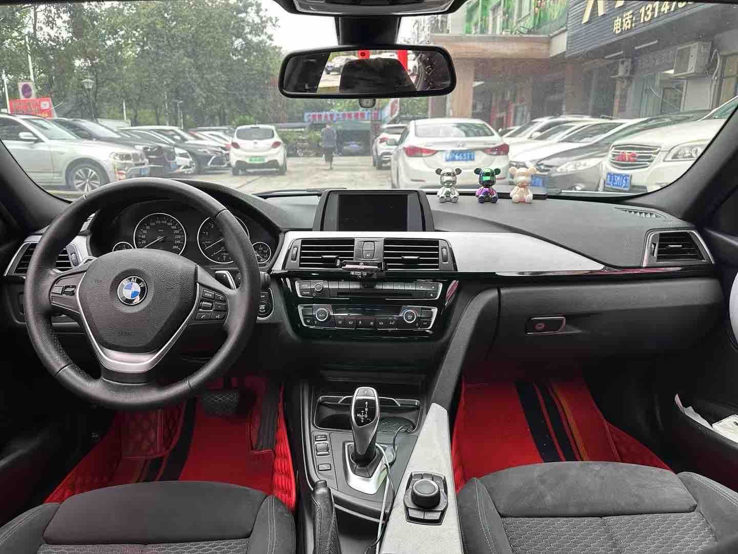 BMW 3 Series 2017 #6 BMW 3 Series 2017 car image #6