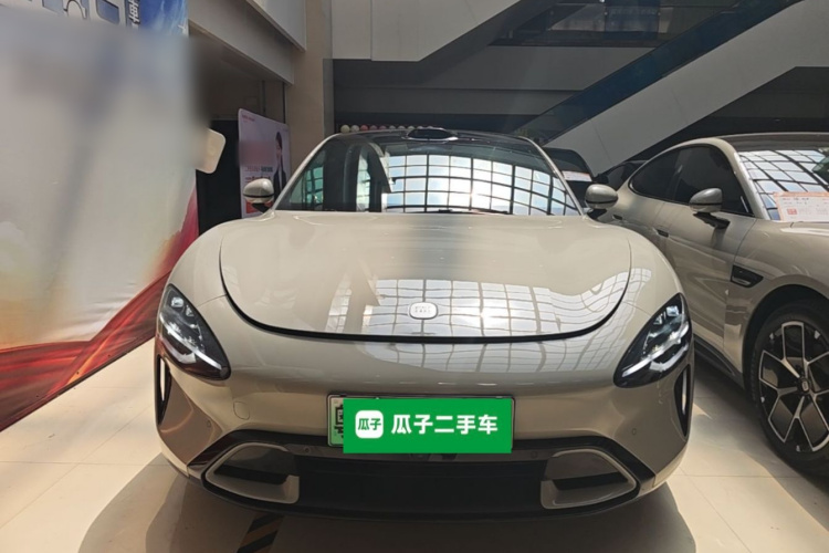MI SU7 2024 car image #3
