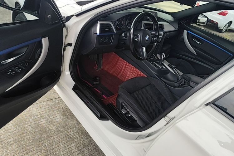 BMW 3 Series 2018 #16 BMW 3 Series 2018 car image #16