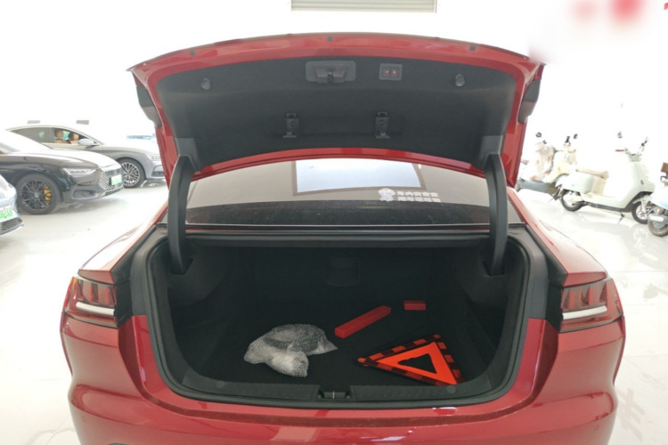 BYD Han 2021 #19 BYD Han 2021 car image #19