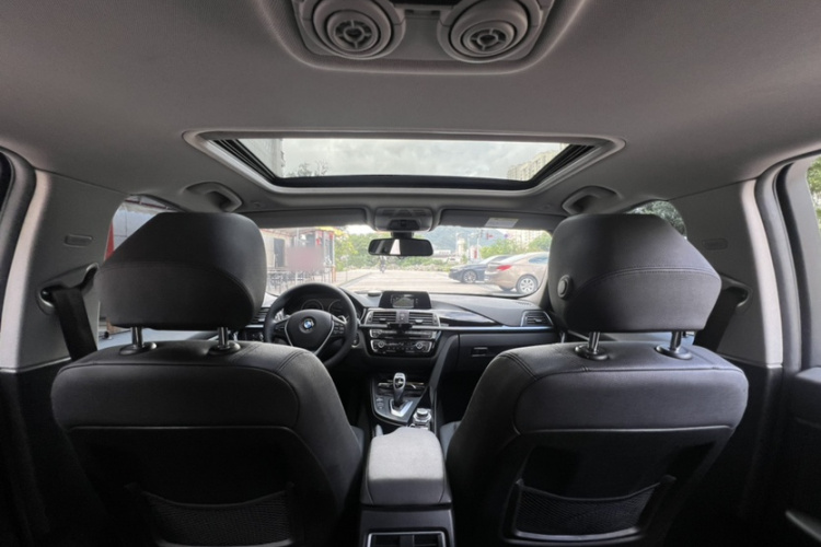 BMW 3 Series 2017 #18 BMW 3 Series 2017 car image #18