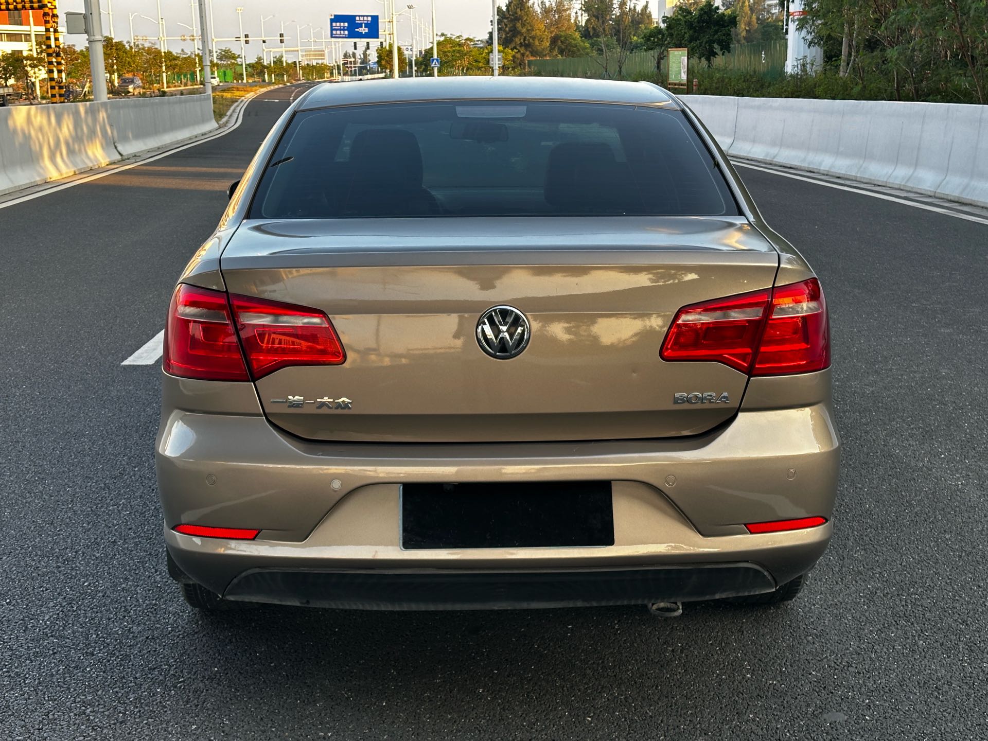 Volkswagen Bora 2013 #8 Volkswagen Bora 2013 car image #8