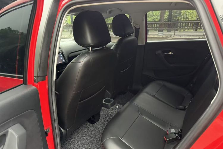 Volkswagen Polo 2019 #11 Volkswagen Polo 2019 car image #11