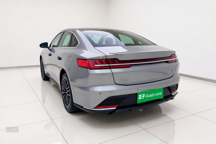 BYD Han 2021 #5 BYD Han 2021 car image #5
