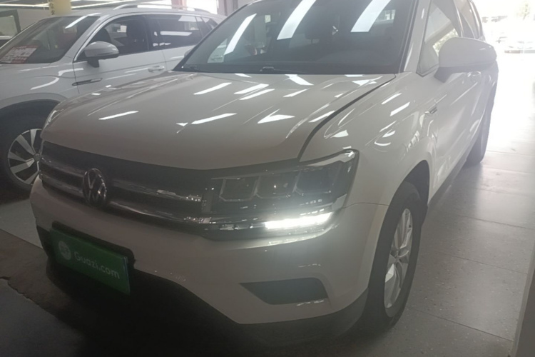 Volkswagen Tharu 2022 car image #2