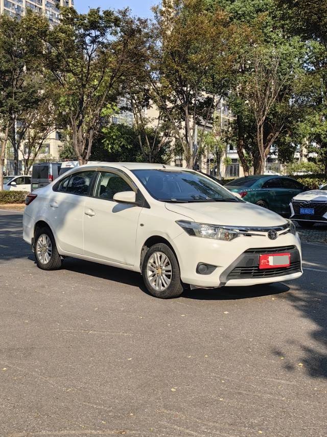 Toyota Vios 2014 صورة سيارة #3