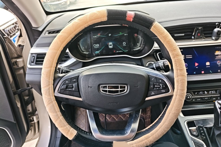 GEELY Emgrand 2020 #11 GEELY Emgrand 2020 car image #11