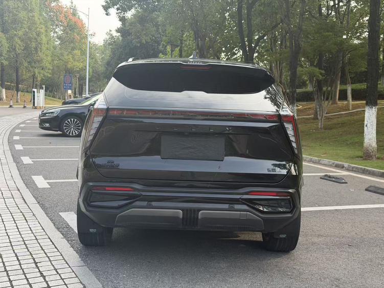 GEELY Boyue L 2023 immagine di auto #5