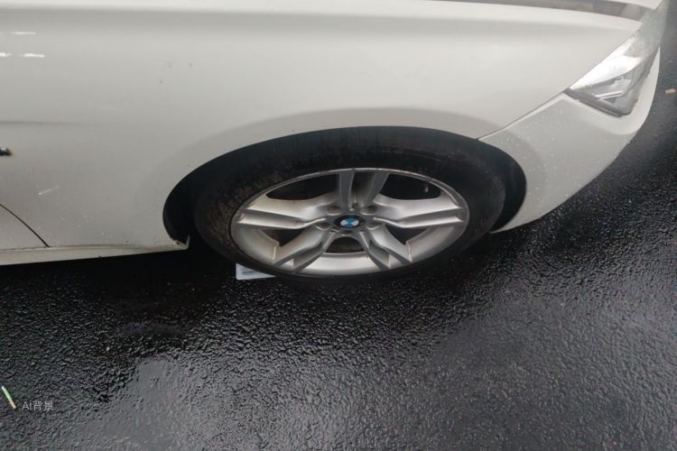 BMW 3 Series 2018 #9 BMW 3 Series 2018 car image #9