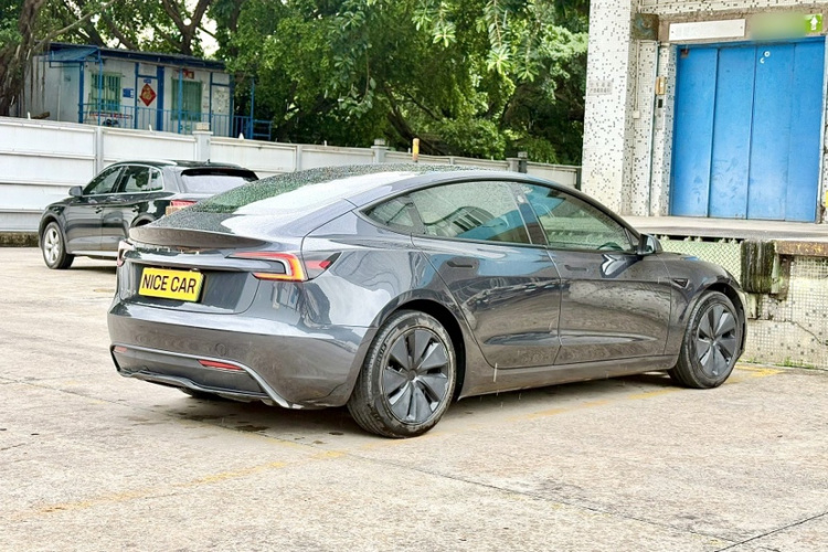 Tesla Model 3 2024 #4 Tesla Model 3 2024 car image #4