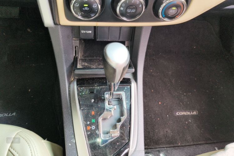 Toyota Corolla 2017 #16 Toyota Corolla 2017 car image #16