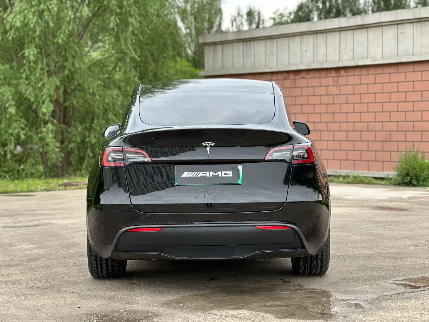Tesla Model Y 2022 #8 Tesla Model Y 2022 car image #8