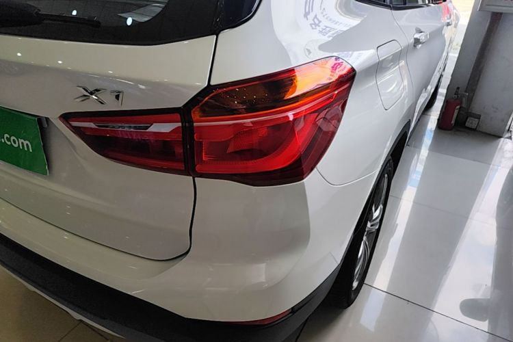 BMW X1 2018 car image #8