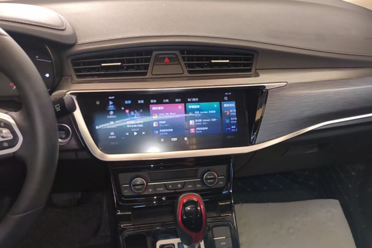 GEELY Emgrand GS 2020 #17 GEELY Emgrand GS 2020 car image #17