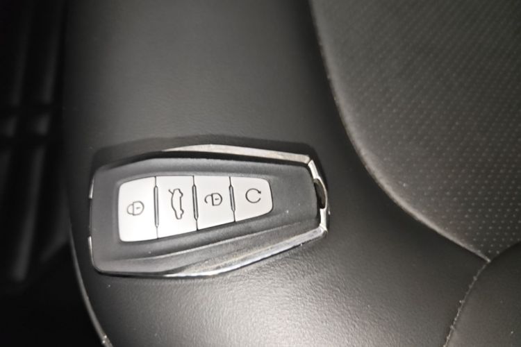 GEELY Emgrand GS 2021 #9 GEELY Emgrand GS 2021 car image #9