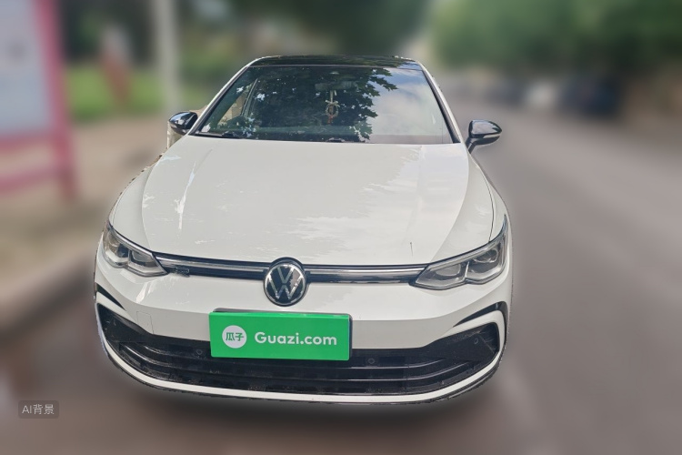 Volkswagen Golf 2021 car image #3