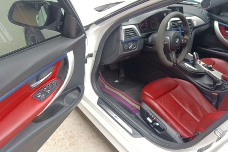 BMW 3 Series 2019 #12 BMW 3 Series 2019 car image #12