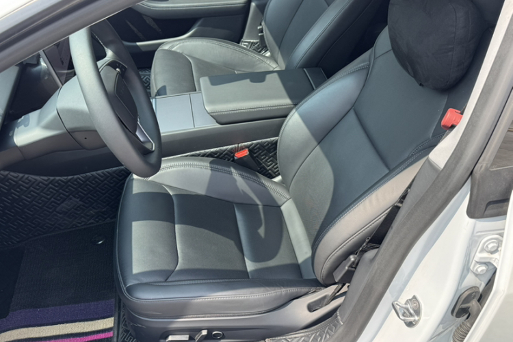 Tesla Model 3 2025 #19 Tesla Model 3 2025 car image #19