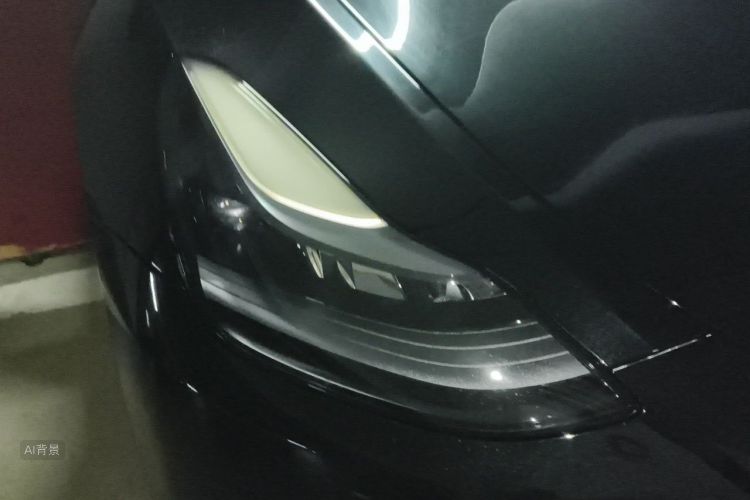 Tesla Model Y 2023 car image #8