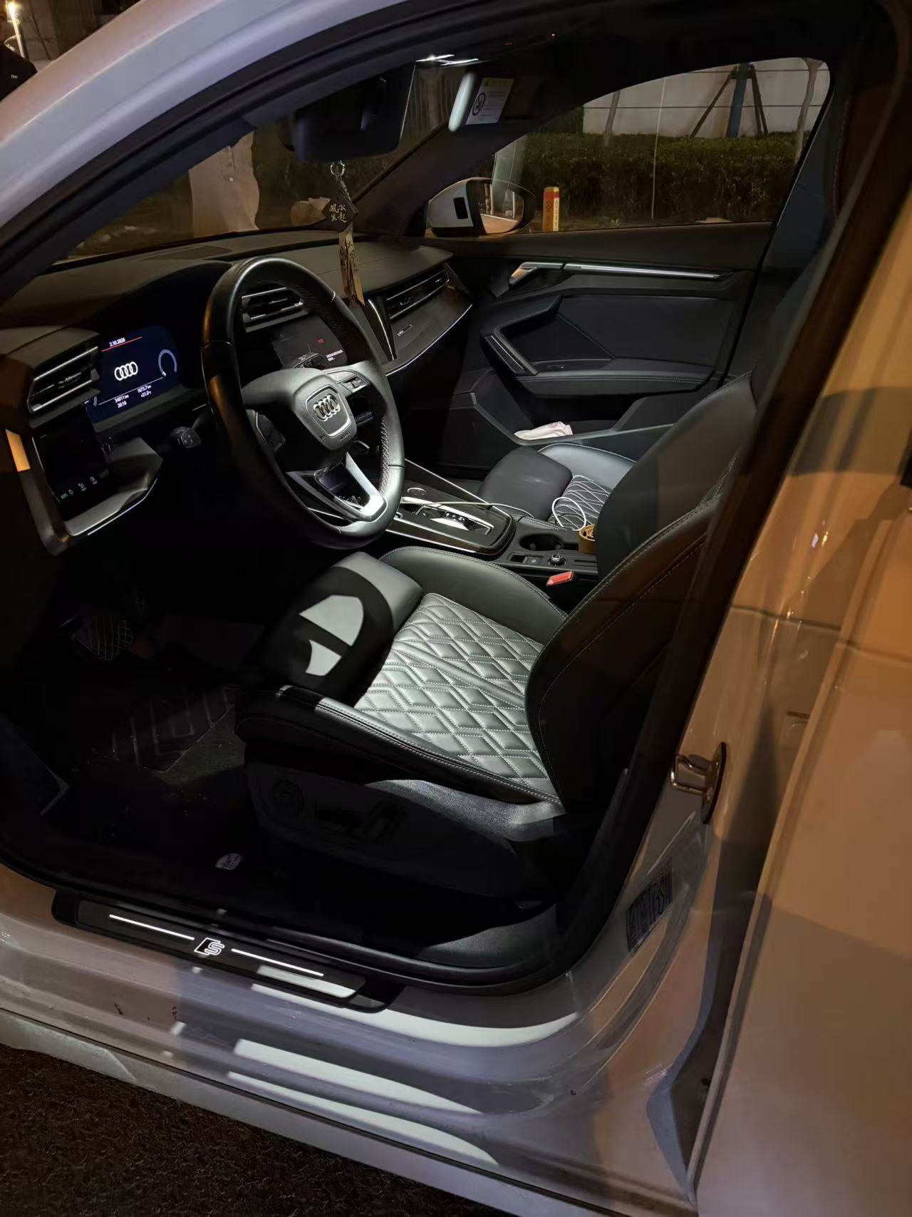 2025 immagine di auto #4