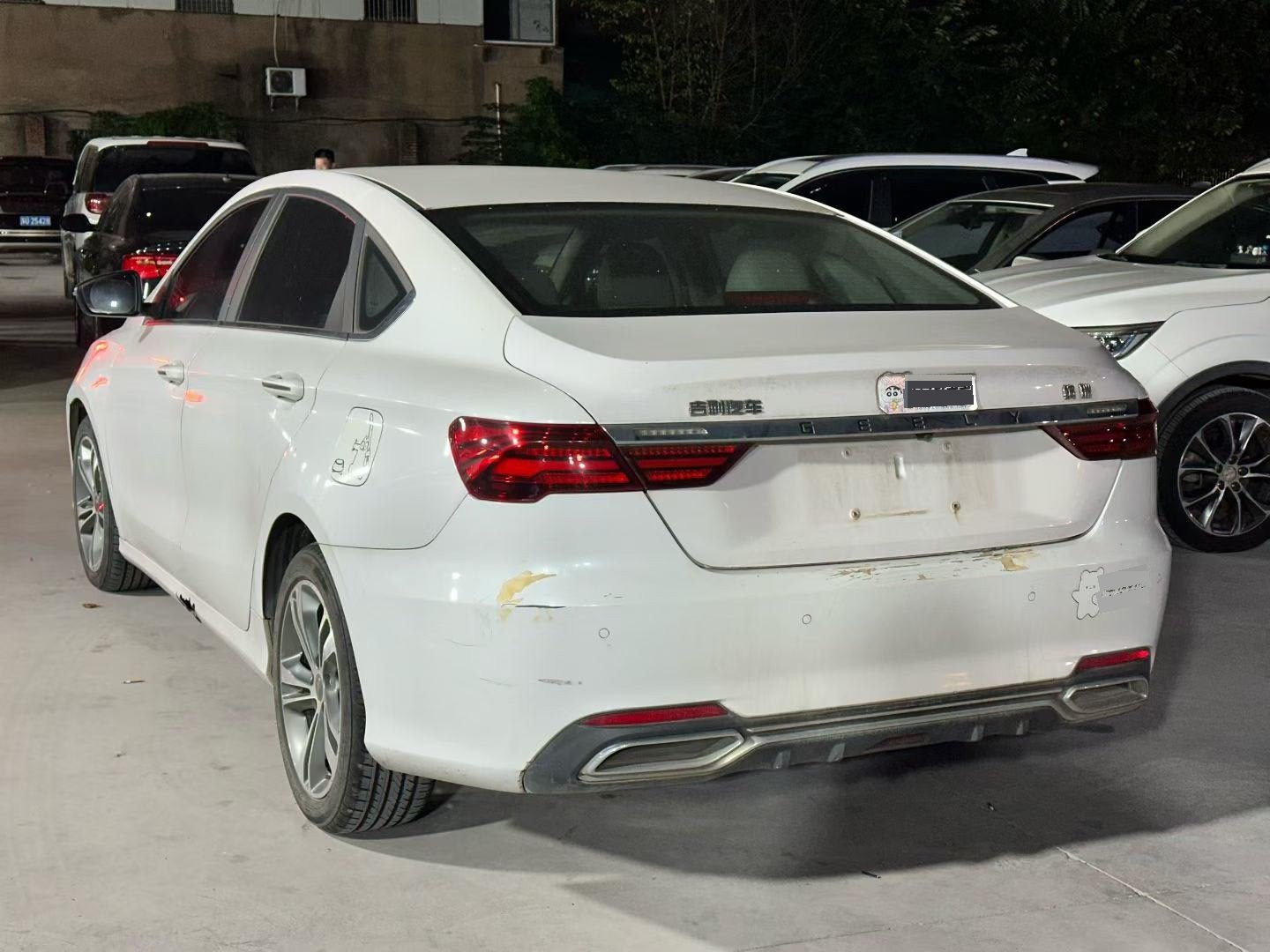 GEELY Binray 2018 car image #7