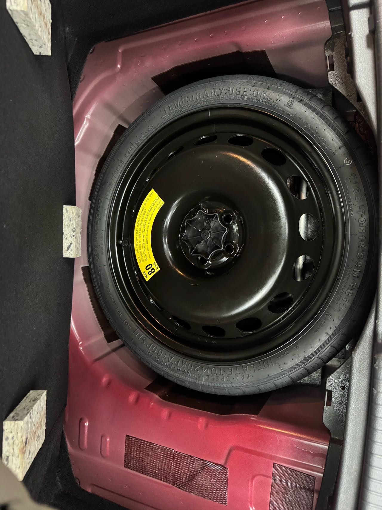 Volkswagen T-Cross 2023 car image #17