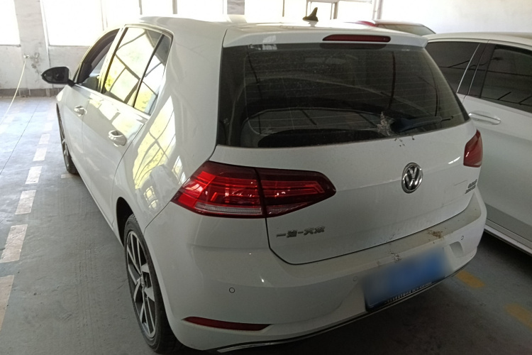 Volkswagen Golf 2020 imagen de coche #5