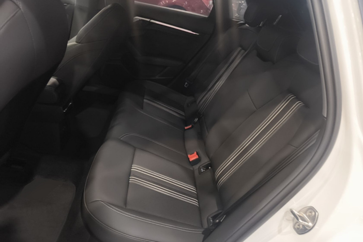 Audi A3 2024 car image #17