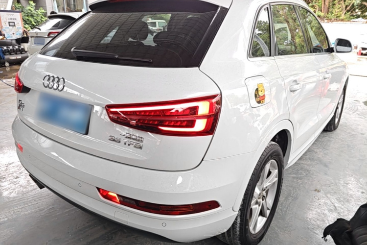 Audi Q3 2017 #7 Audi Q3 2017 car image #7