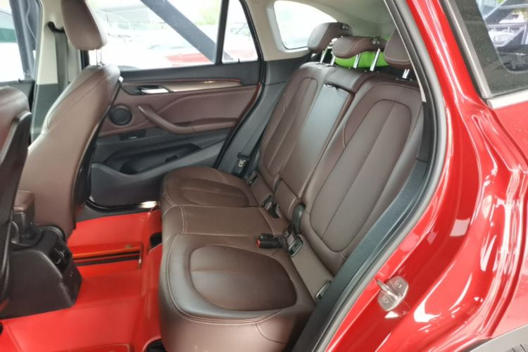 BMW X1 2019 صورة سيارة #17