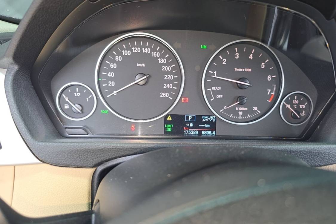 BMW 3 Series 2014 #26 BMW 3 Series 2014 car image #26
