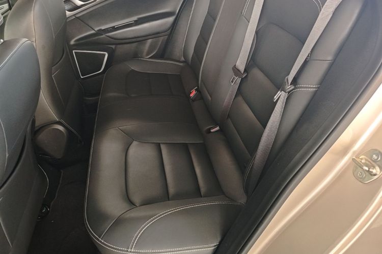 GEELY Emgrand GL 2019 car image #17