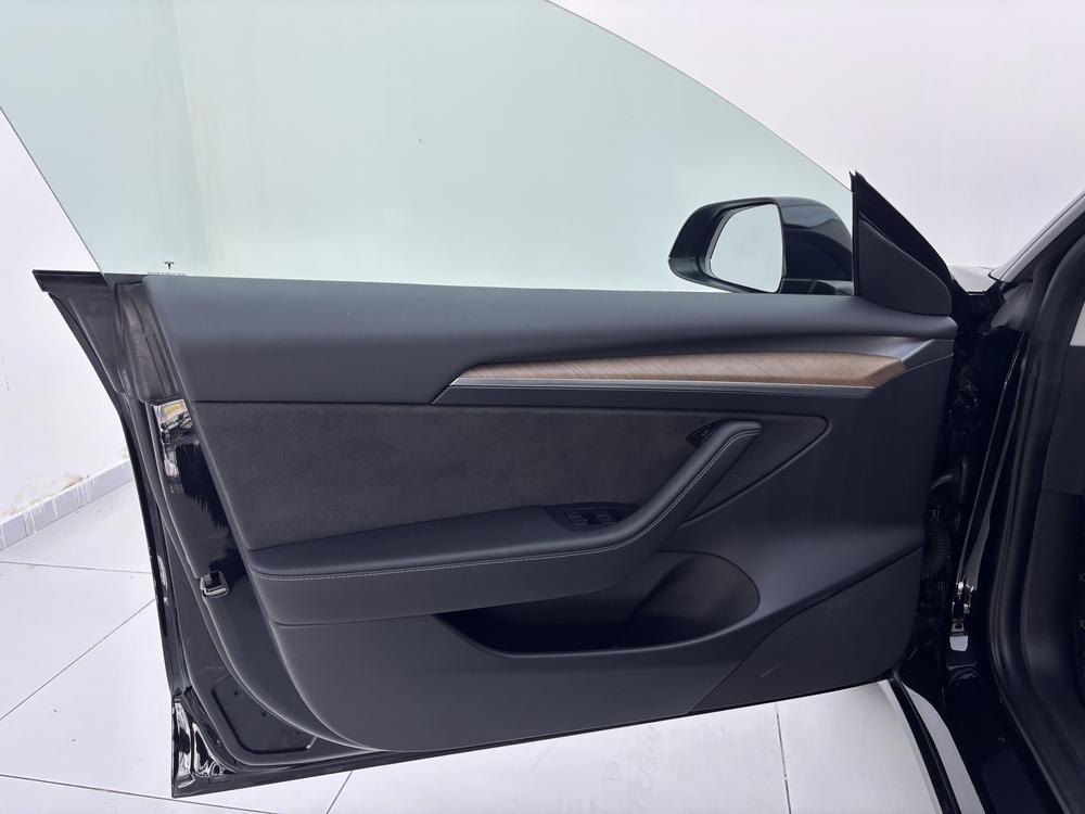 Tesla Model 3 2021 #23 Tesla Model 3 2021 car image #23