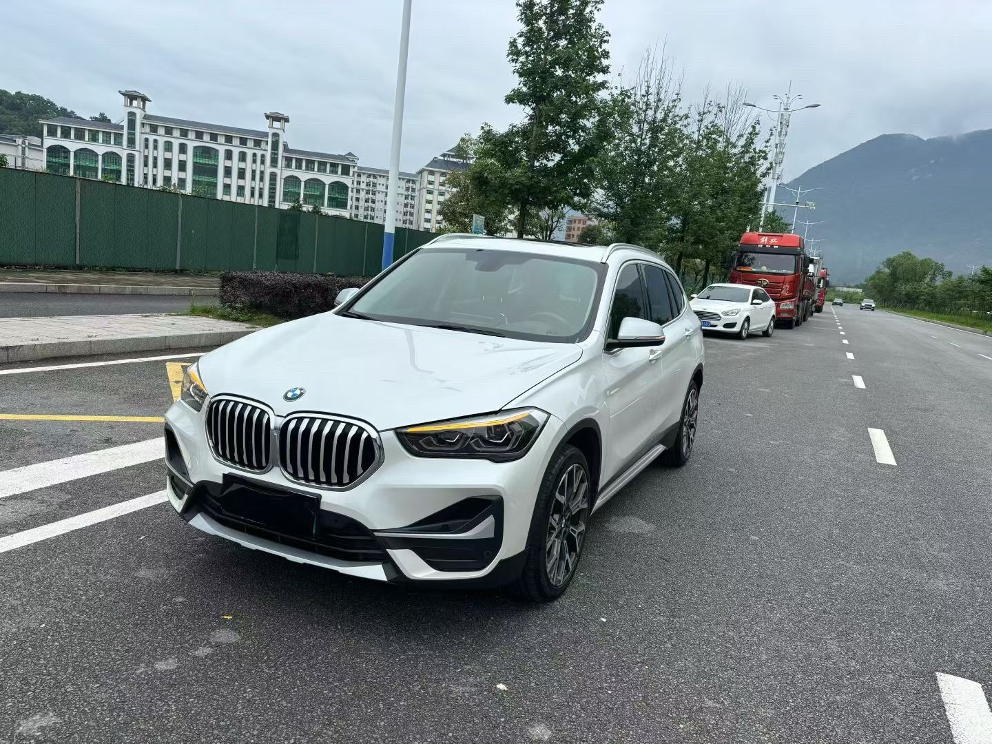 2022 immagine di auto 