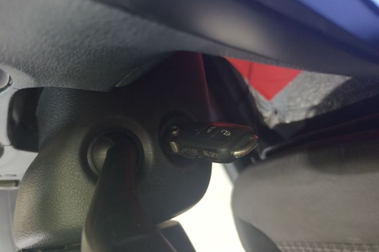 Volkswagen Polo 2017 car image #14