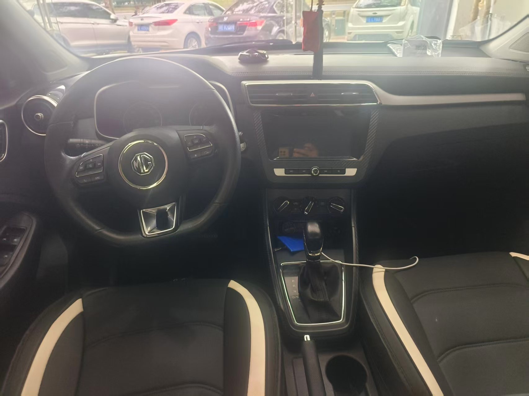 MG ZS 2018 car image #7