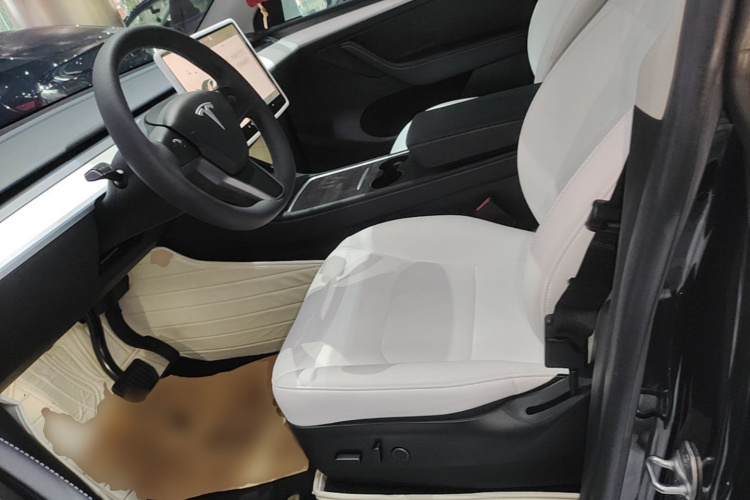Tesla Model Y 2022 #15 Tesla Model Y 2022 car image #15