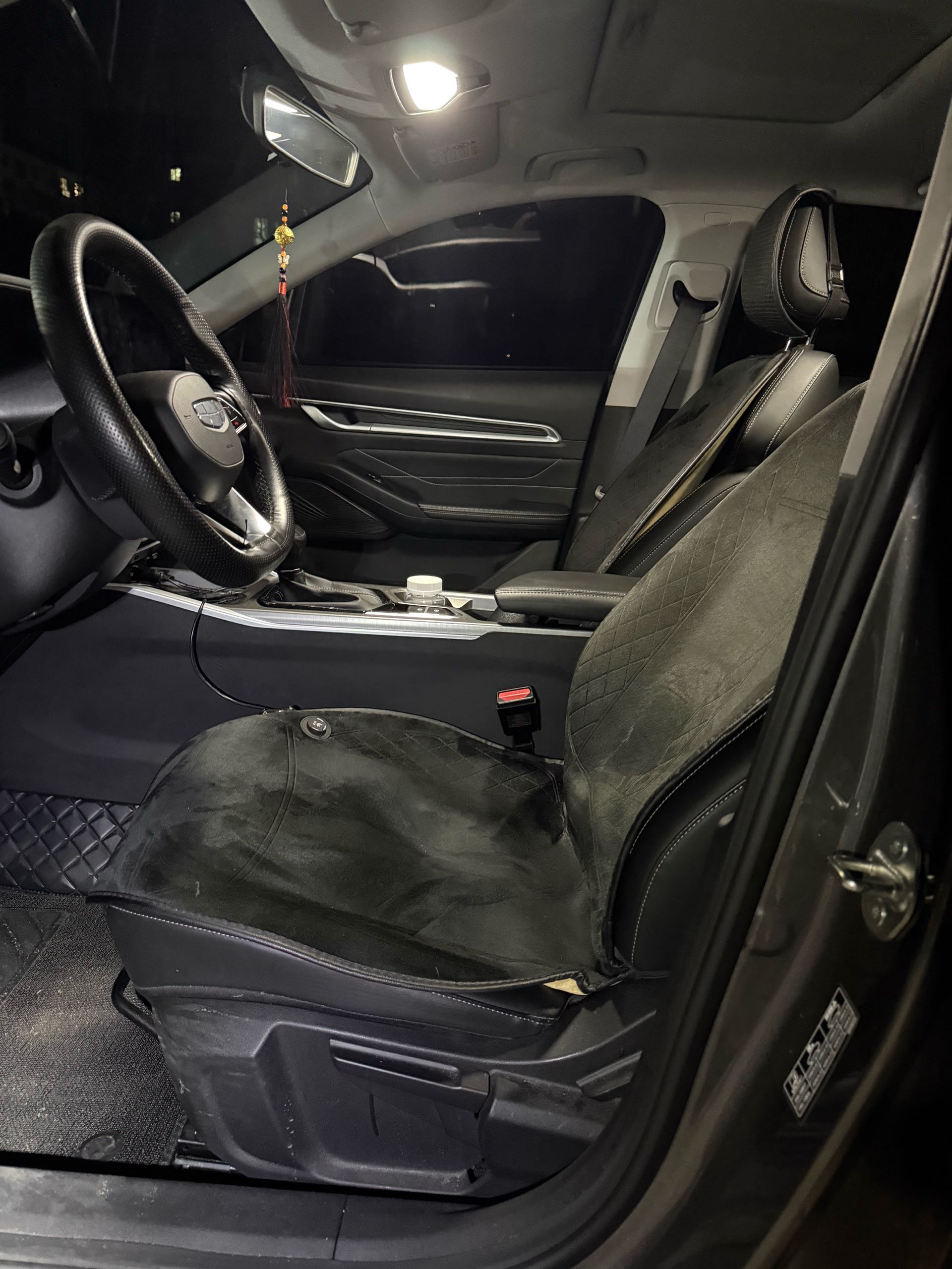 GEELY Emgrand 2024 car image #4