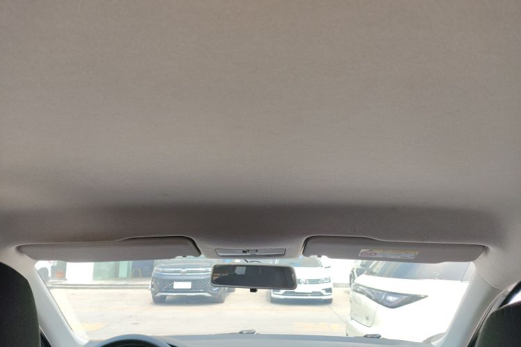 Volkswagen Santana 2019 car image #18