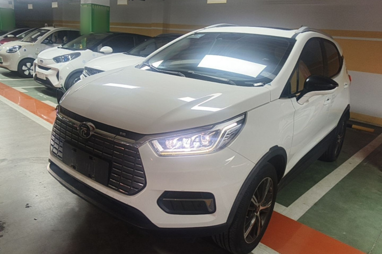 BYD Yuan New Energy 2020 car image #2